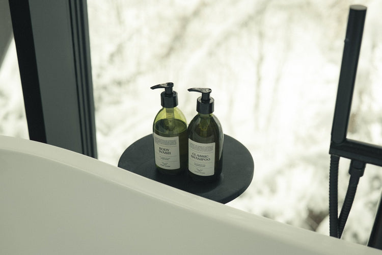 BODY WASH Mysterious East