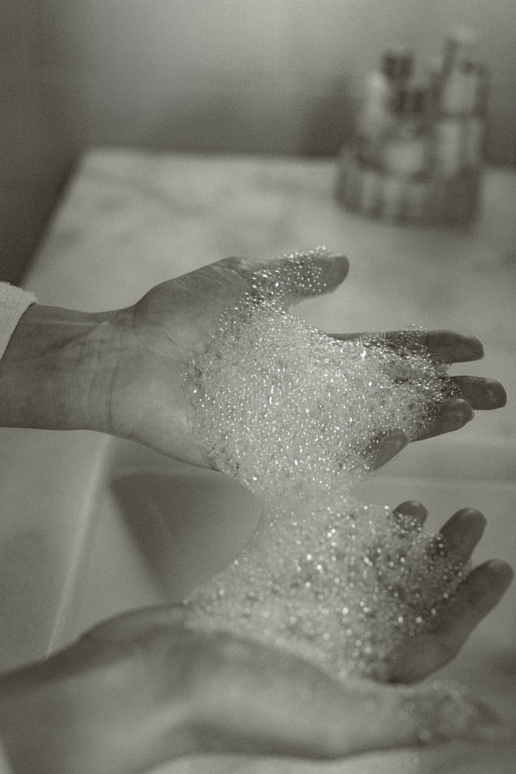 HAND & BODY WASH