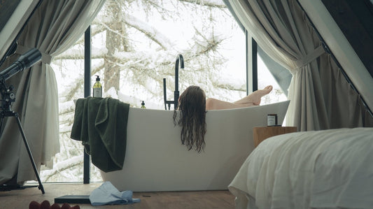 BODY WASH Mysterious East