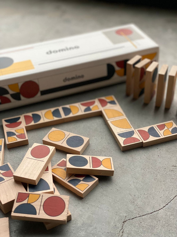 Modern Domino