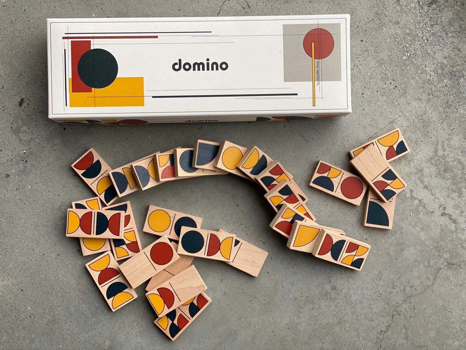 Modern Domino